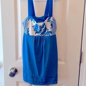 Lululemon Top with Built in Bra Size 6